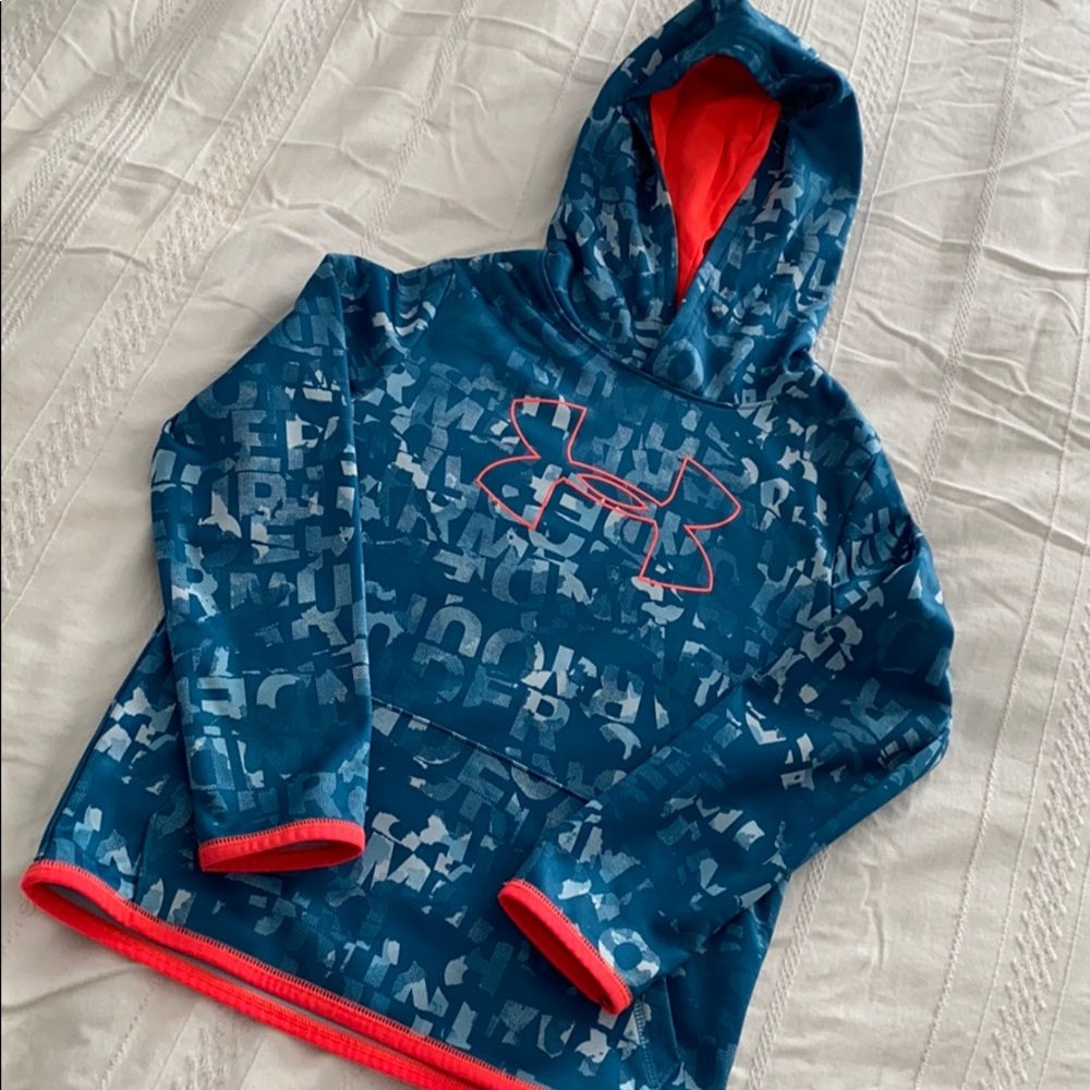 Boys Under Armour Size Small Thin Fleece Hoodie
